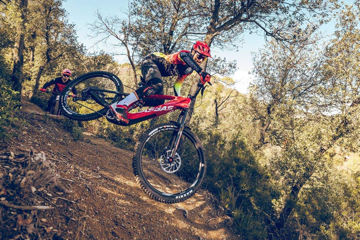 GasGas presenta la nueva MXC. Carbono, SRAM Powertrain y suspensiones DVO (4)