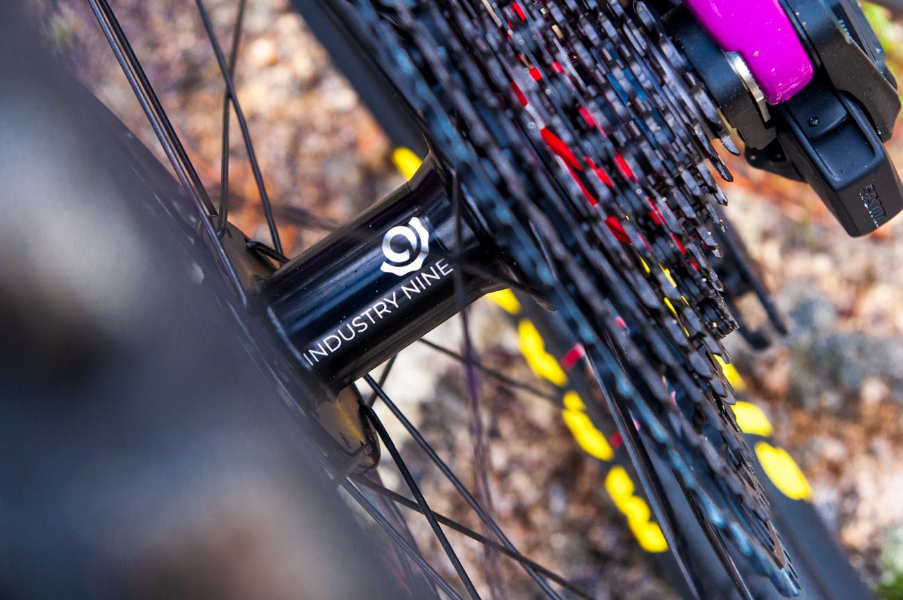 Santa Cruz Heckler SL (100)