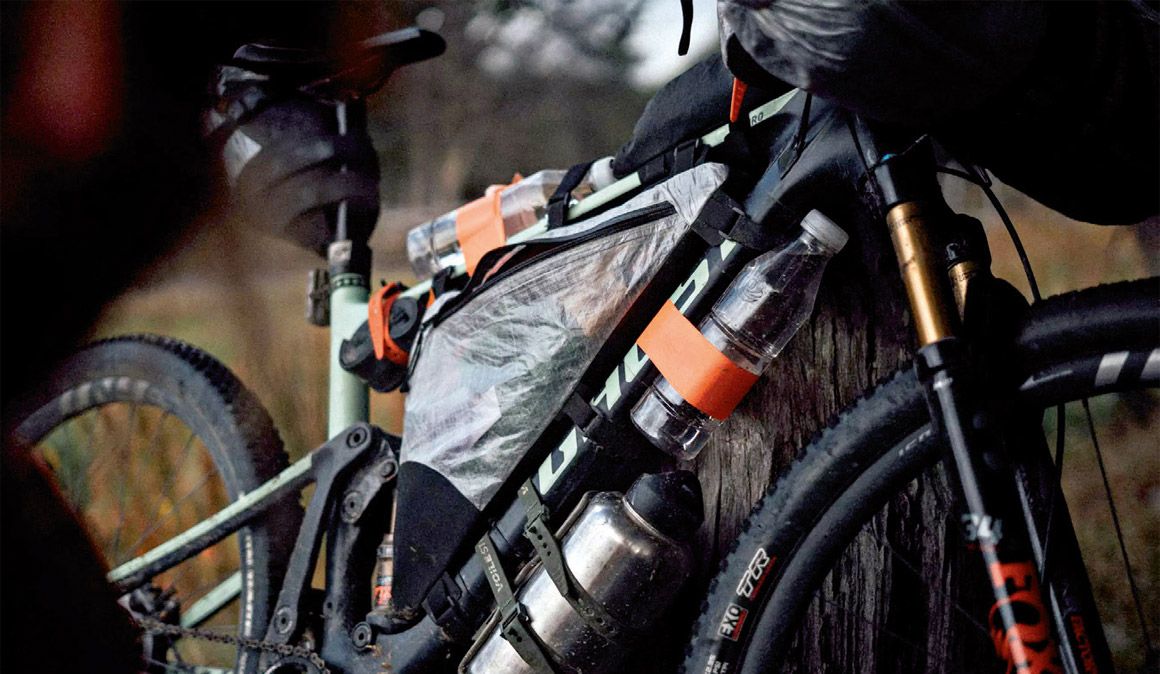 Las opciones para transportar bultos en nuestra MTB doble Las opciones para transportar bultos en nuestra MTB doble