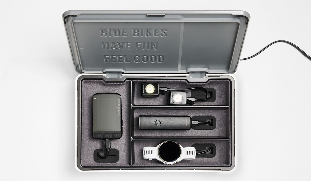 Trek CHRGtime, la estación de carga para dispositivos de ciclismo Trek CHRGtime, la estación de carga para dispositivos de ciclismo