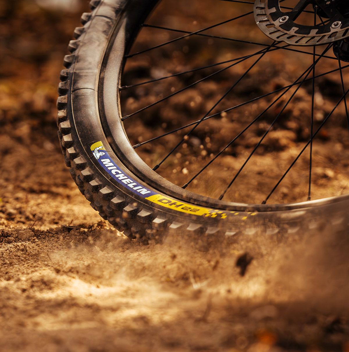 Michelin DH Racing Line, nueva gama para los descensos detalle