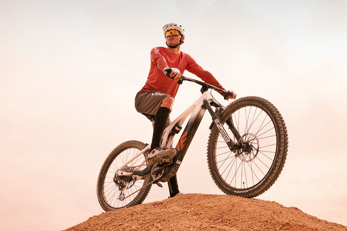 Berria presenta su nueva Stratos, ebike con cambio y suspensiones automáticas (1) Berria presenta su nueva Stratos, ebike con cambio y suspensiones automáticas (1)