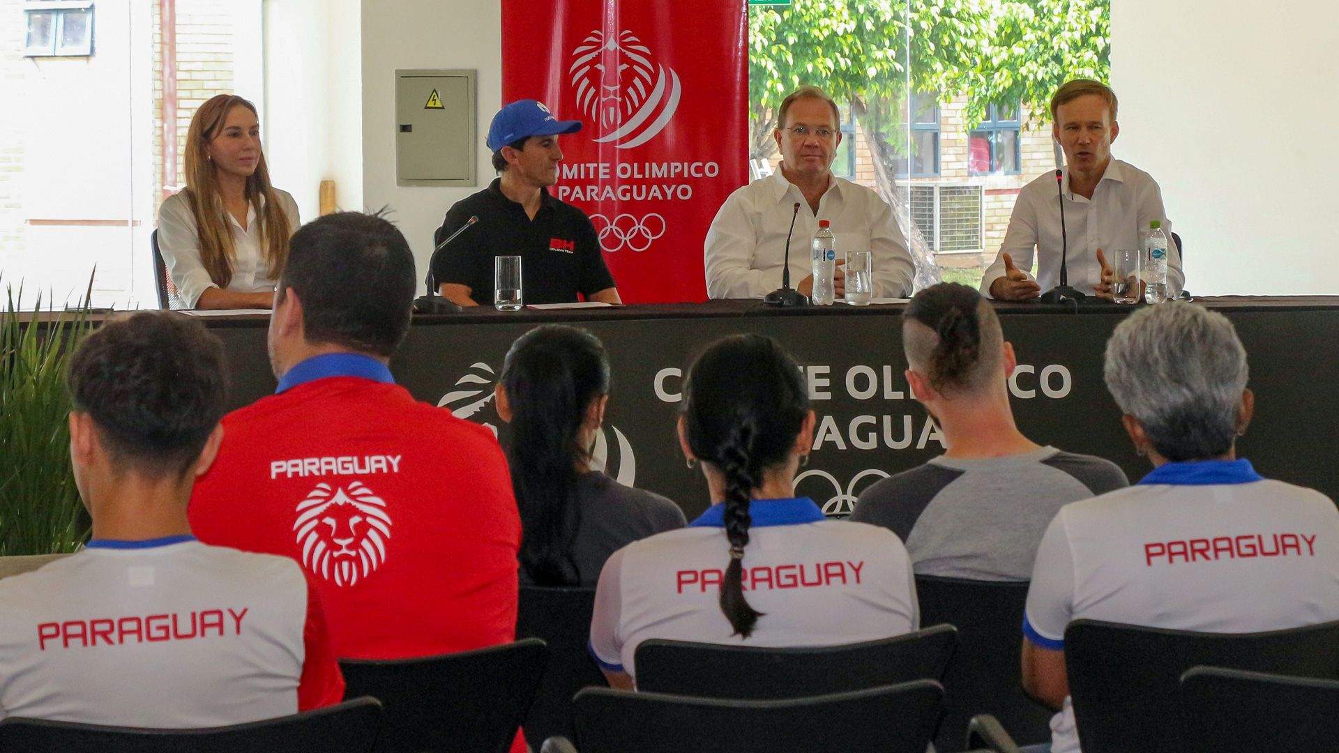 Carlos Coloma impulsa el MTB y su formación en Paraguay con un acuerdo
