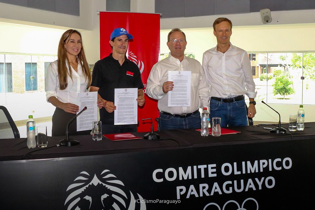 Carlos Coloma en Paraguay Carlos Coloma en Paraguay