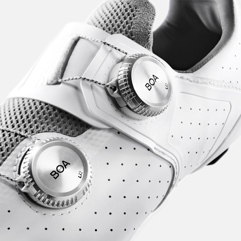 542676 2024 APP Tempr CFR Road Cycling Shoe 9102256 wh Press 01 522d10 original 1718812195