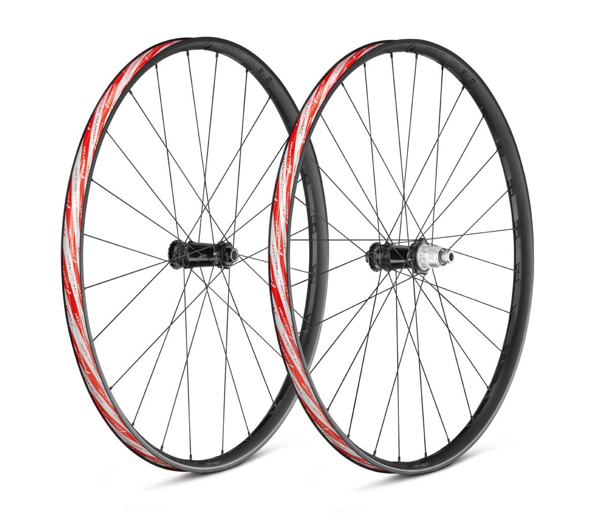 2025 Fulcrum Metal ALX studio  1 4 coppia