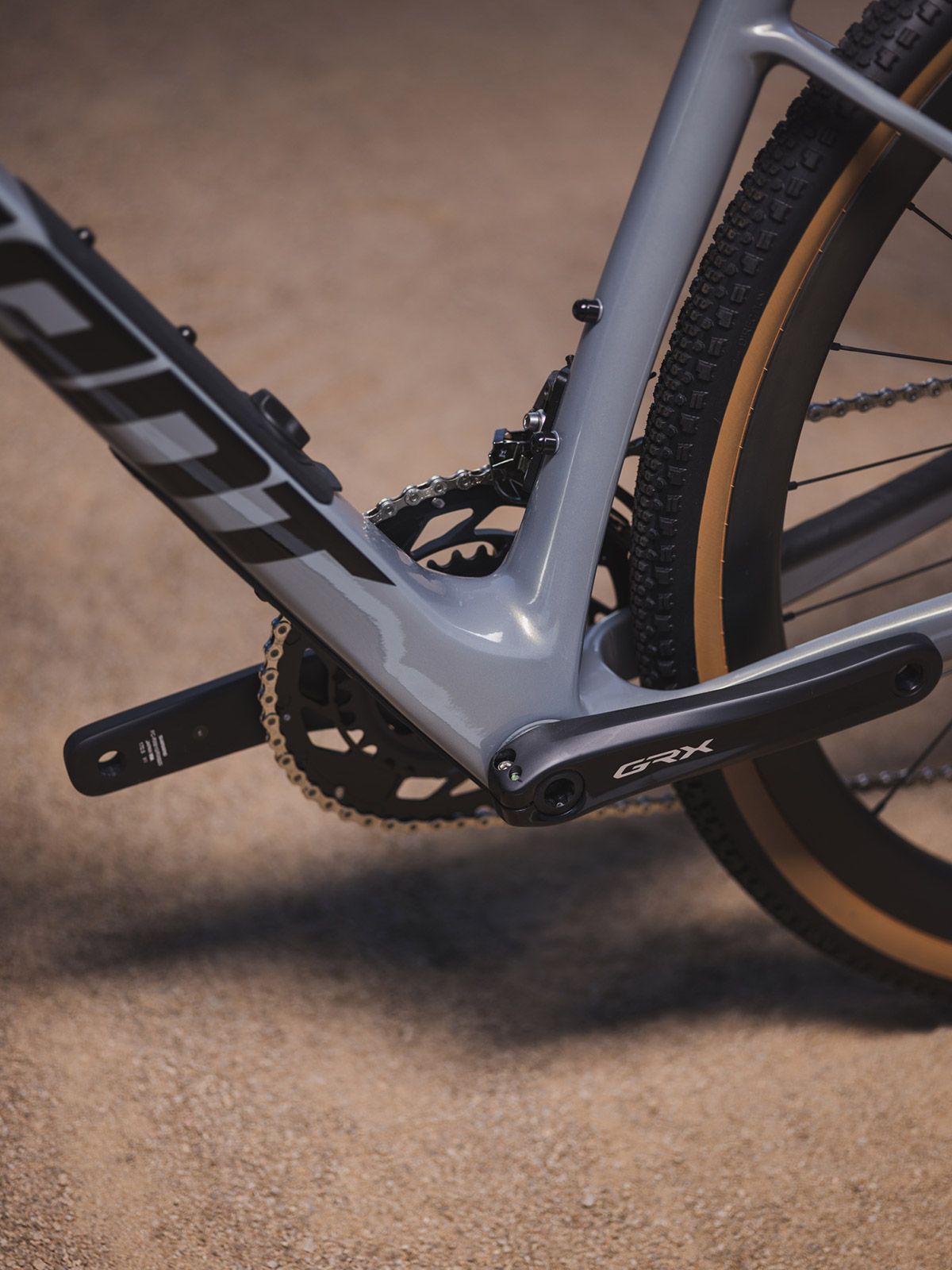 Giant Revolt Advanced 0 35