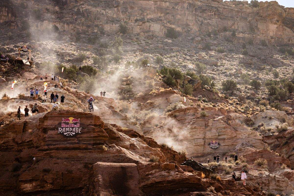 Robin Goomes se lleva la primera edición de Red Bull Rampage femenino (14)