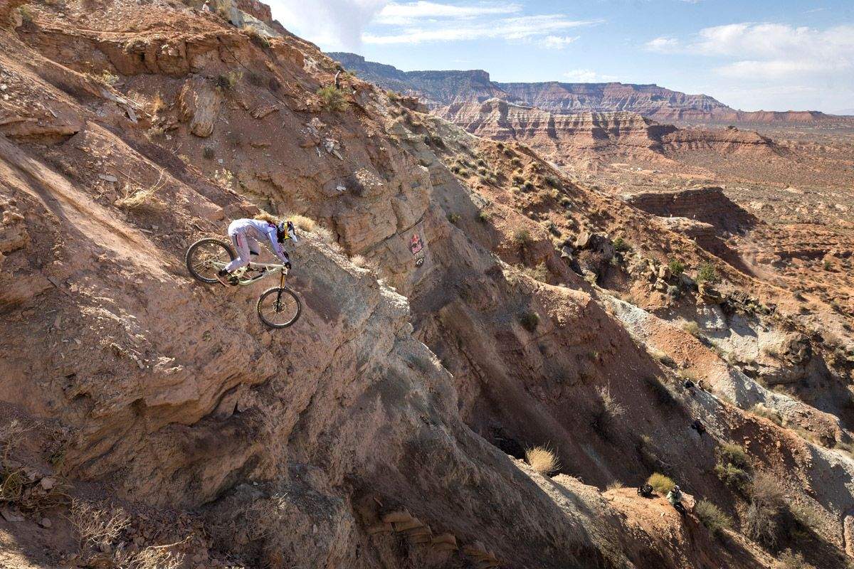 Robin Goomes se lleva la primera edición de Red Bull Rampage femenino (1)