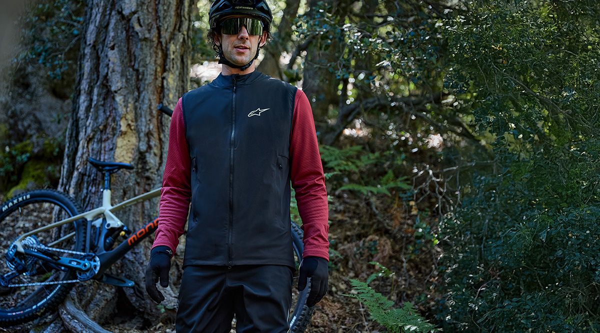 Fall2024 Cycling A Dura Thermal Vest 1800x1000 IG 1 Fall2024 Cycling A Dura Thermal Vest 1800x1000 IG 1