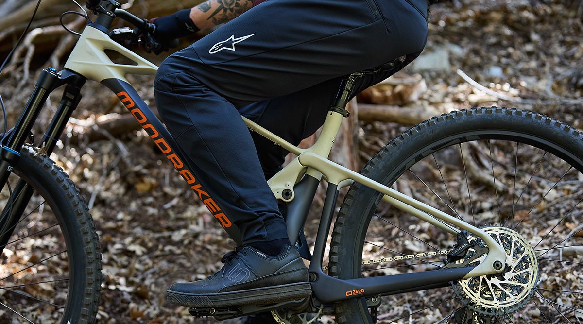 Fall2024 Cycling A Dura Thermal Pant 1800x1000 IG 1 Fall2024 Cycling A Dura Thermal Pant 1800x1000 IG 1