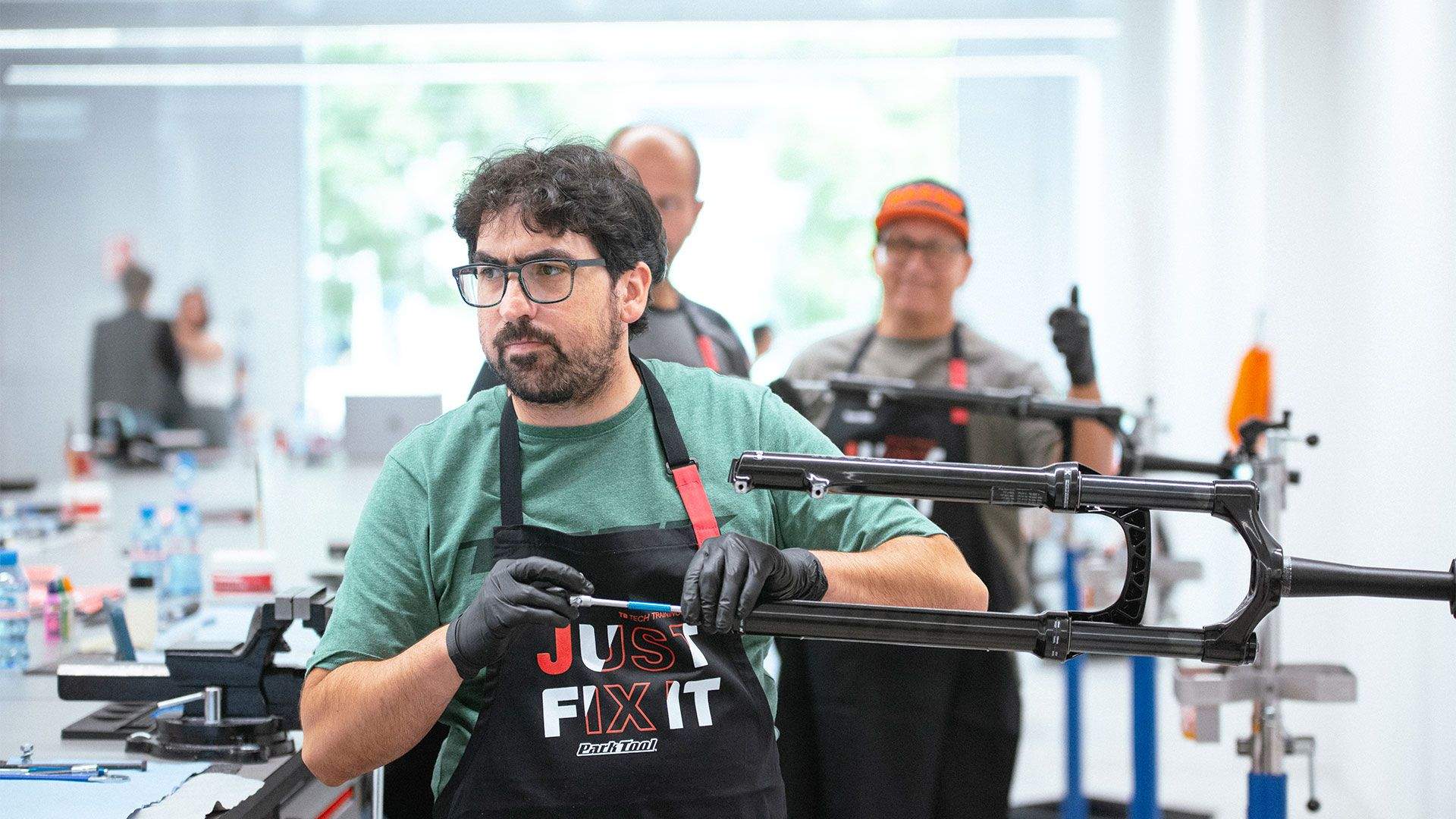 Team Bike recibe la certificación SRAM STU y amplía su oferta formativa en 2025 Team Bike recibe la certificación SRAM STU y amplía su oferta formativa en 2025
