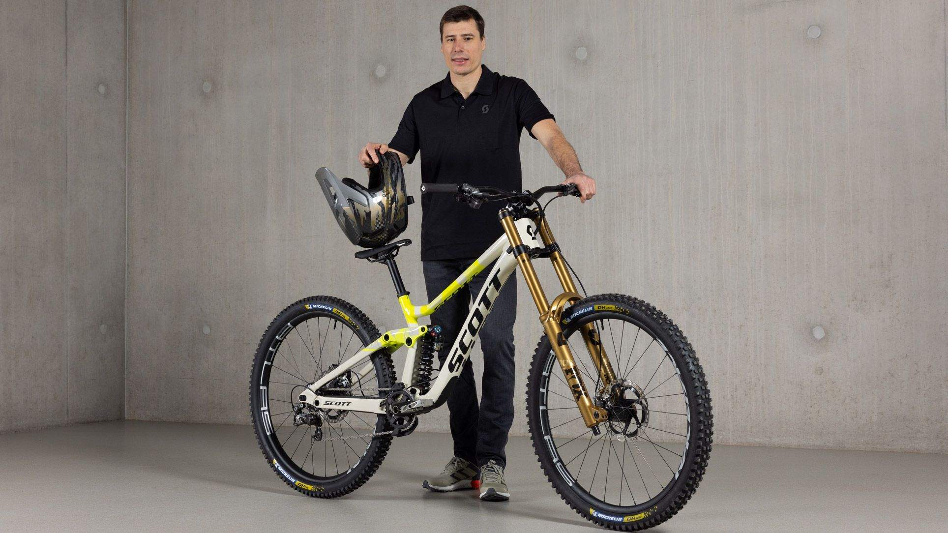 Benoît Coulanges ficha por Scott