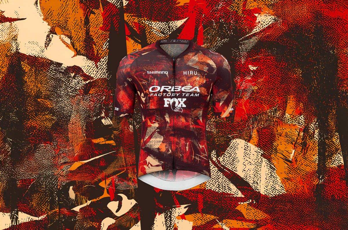 Hiru lanza una edición especial para la Cape Epic que vestirá el Orbea Fox Factory Team detall e