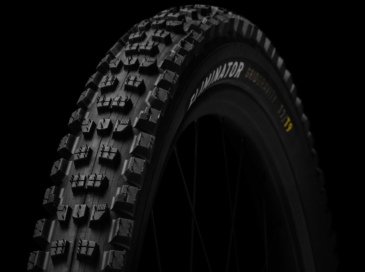 Specialized Butcher y Eliminator  (3)