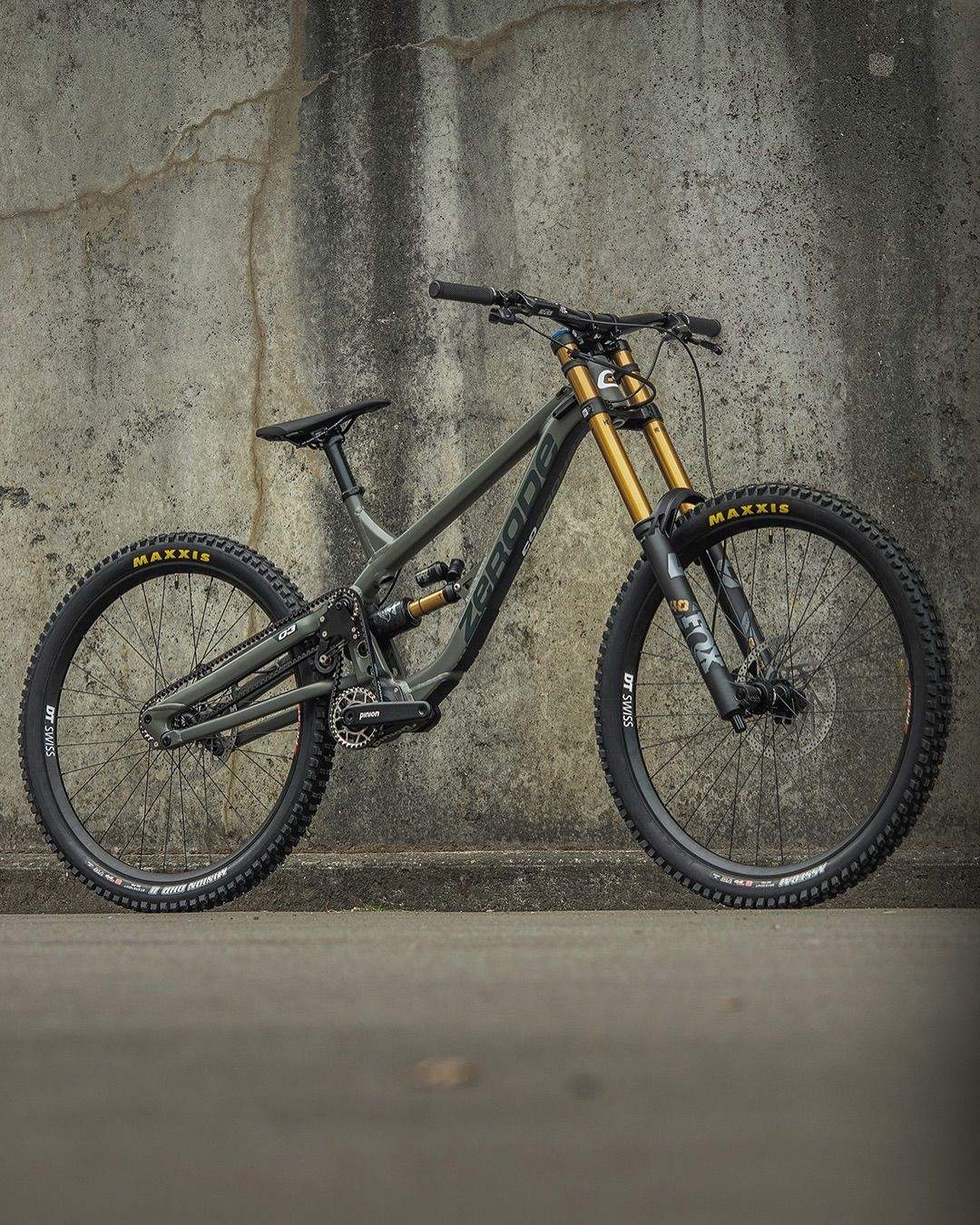 Zerode con Pinion