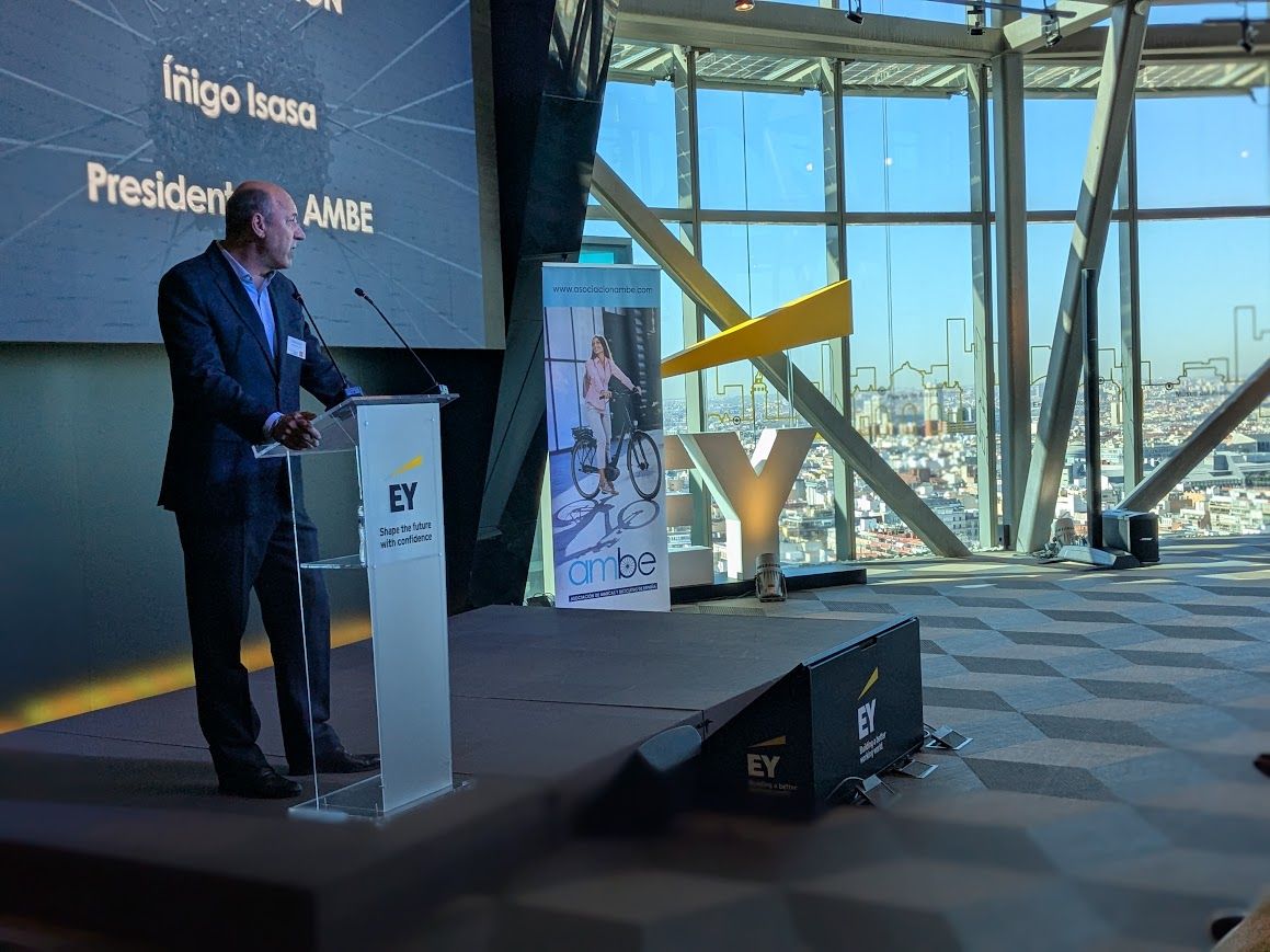 íñigo Isasa, Presidente AMBE