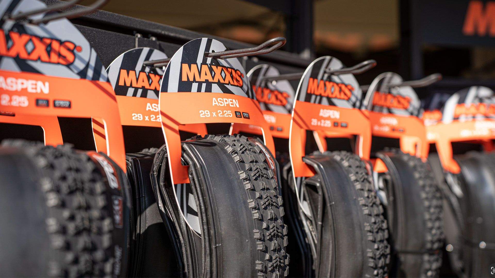 Dos Maxxis por el precio de una
