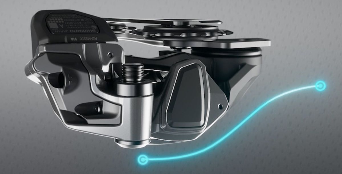 Shimano sitúa el cambio XTR 16 mm hacia el interior para evitar que reciba impactos