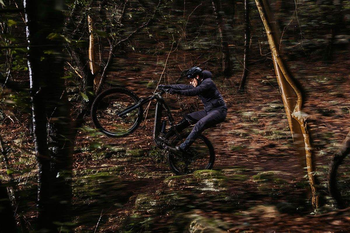 24 merida e mountainbikes e140 gallery 02 24 merida e mountainbikes e140 gallery 02