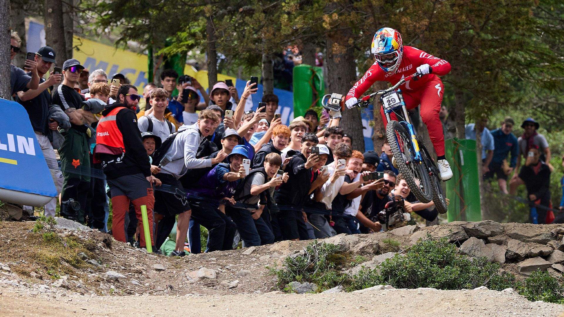 Bruni y Seagrave conquistan el Descenso en Pal Arinsal