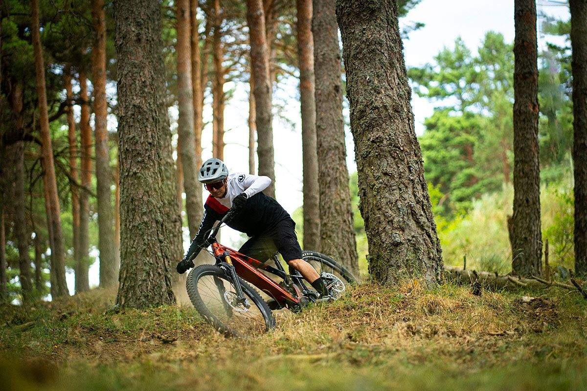 Accion Mondraker Crafty 01 Accion Mondraker Crafty 01