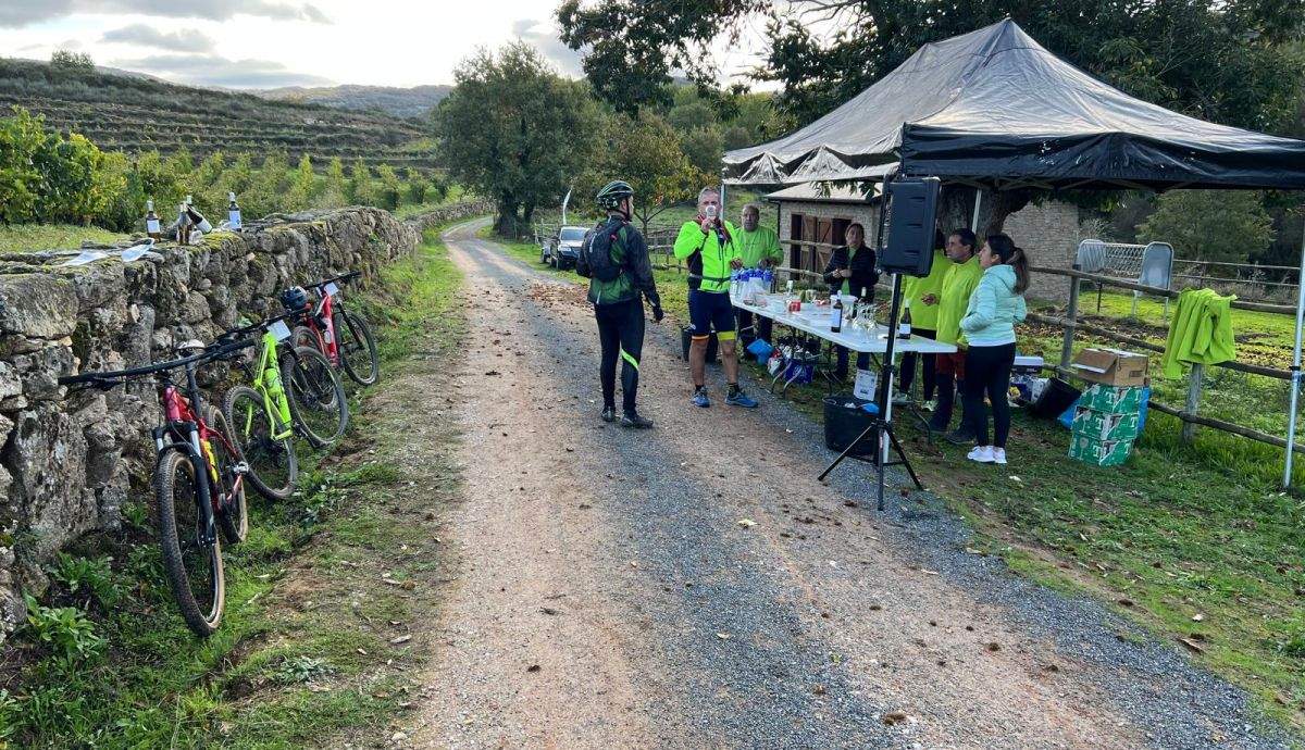 La ruta de mountain bike por las rutas del vino de Valdeo…