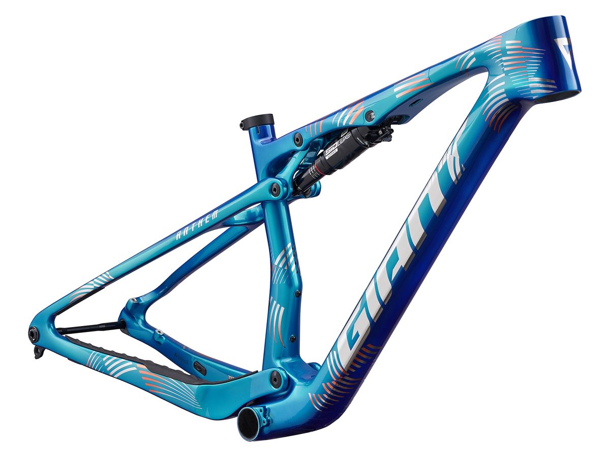 MY26 Anthem Advanced SL FR Color A Front