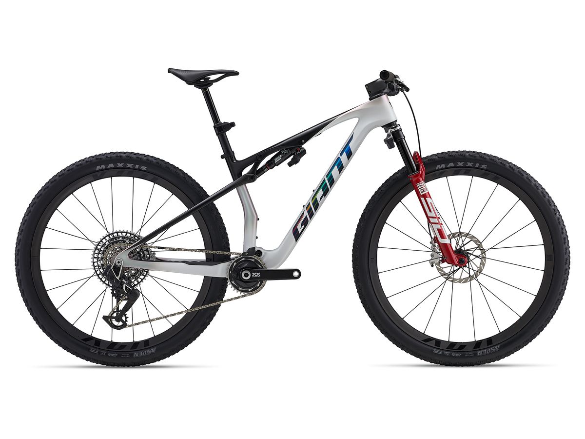 MY26 Anthem Advanced SL SE Color A White Carbon
