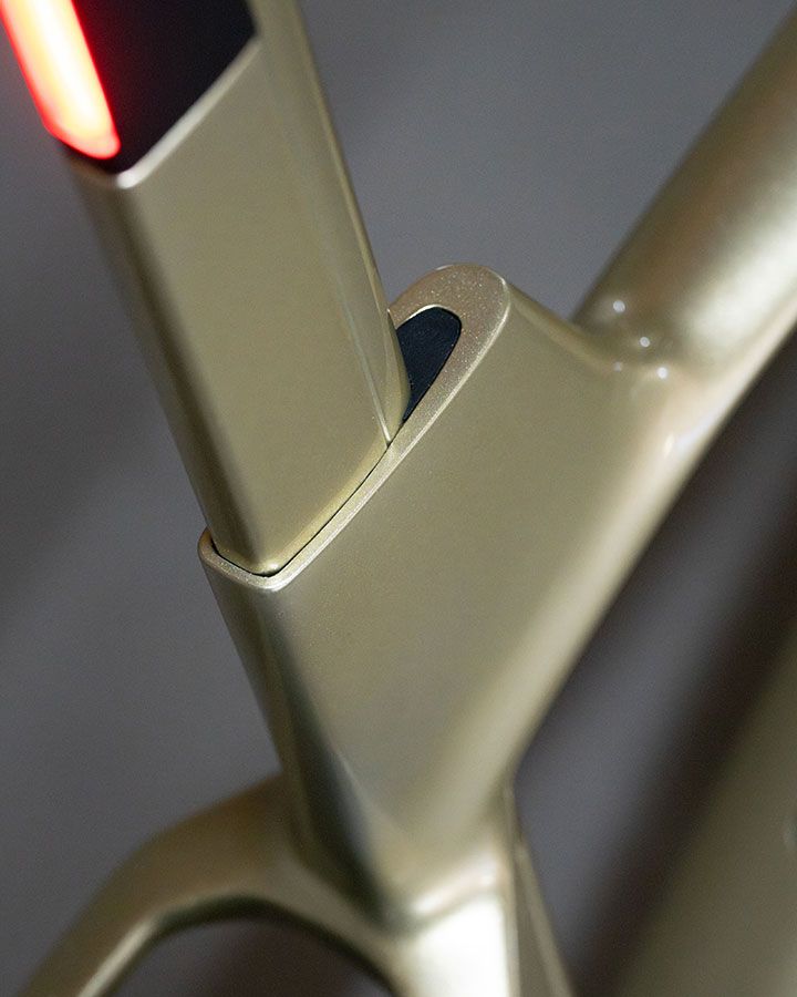 DANGERHOLM SCALE RC AERO SCOTT BIKE PHOTO BY GUSTAV GULLHOLM 19 