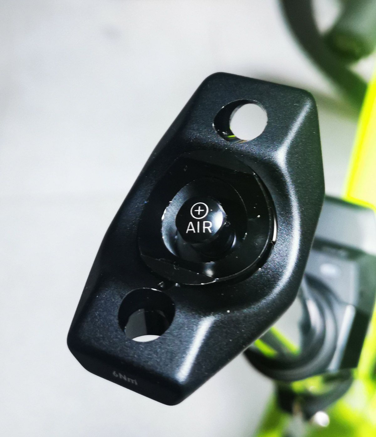 RockShox reverb valvula