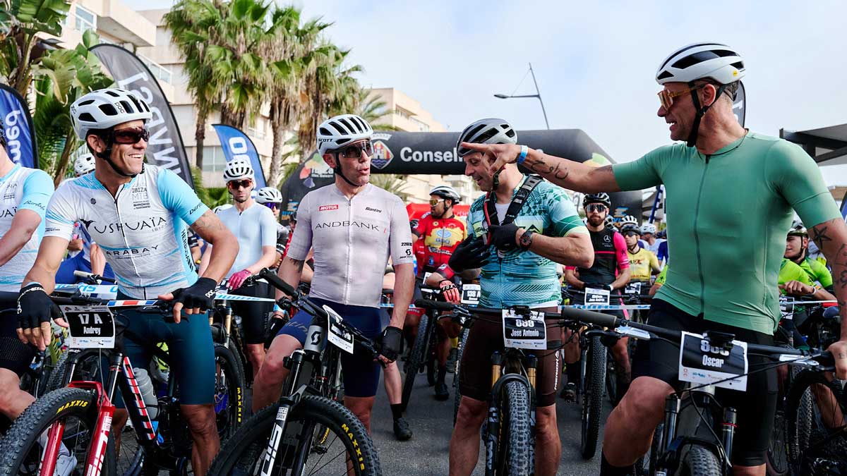 Leyendas y campeones del ciclismo se reúnen en la Vuelta a Ibiza MTB 2026 Leyendas y campeones del ciclismo se reúnen en la Vuelta a Ibiza MTB 2026