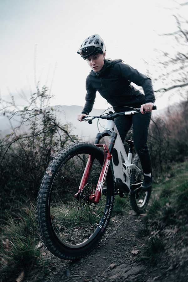 DTSwiss MTB 1500 Form Follows The Flow Action 2235 Credits Viktor Schanz