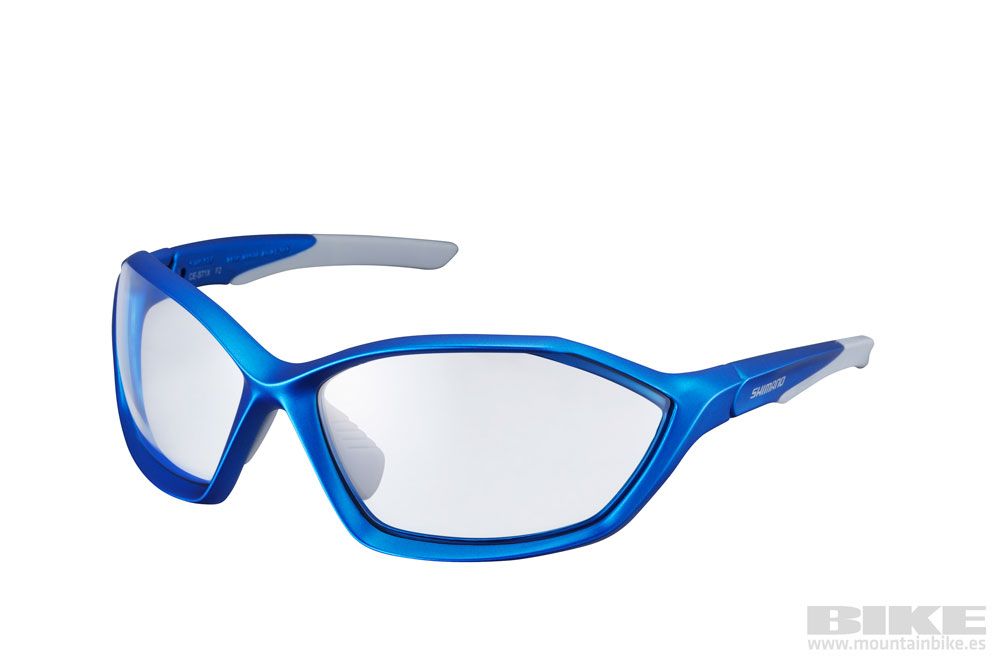 Nuevas zapatillas y gafas Shimano 2014