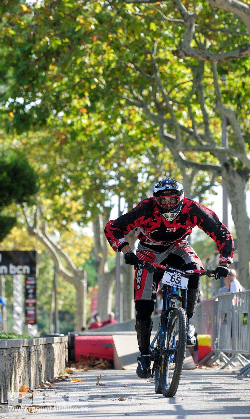 Downhill Urban Barcelona 2013