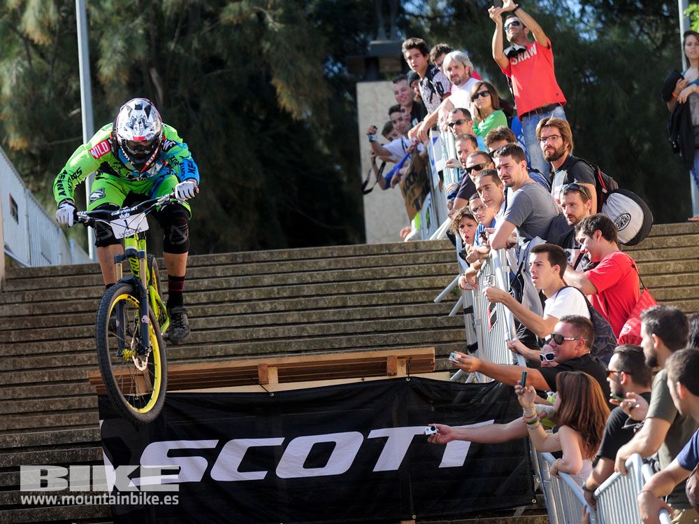 Downhill Urban Barcelona 2013