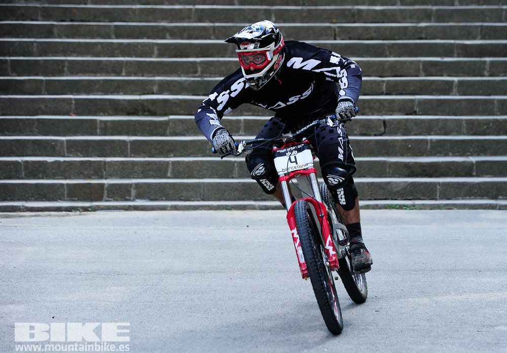 Downhill Urban Barcelona 2013