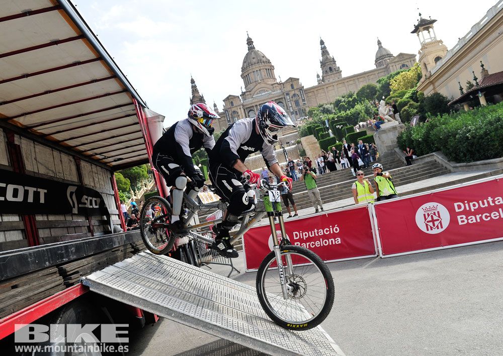 Downhill Urban Barcelona 2013