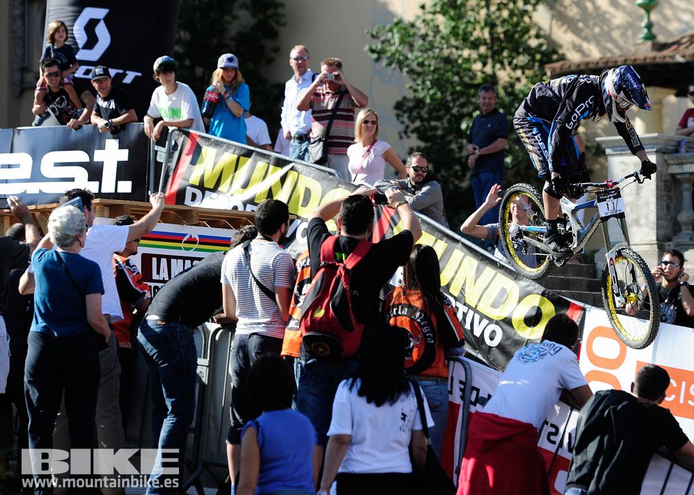 Downhill Urban Barcelona 2013
