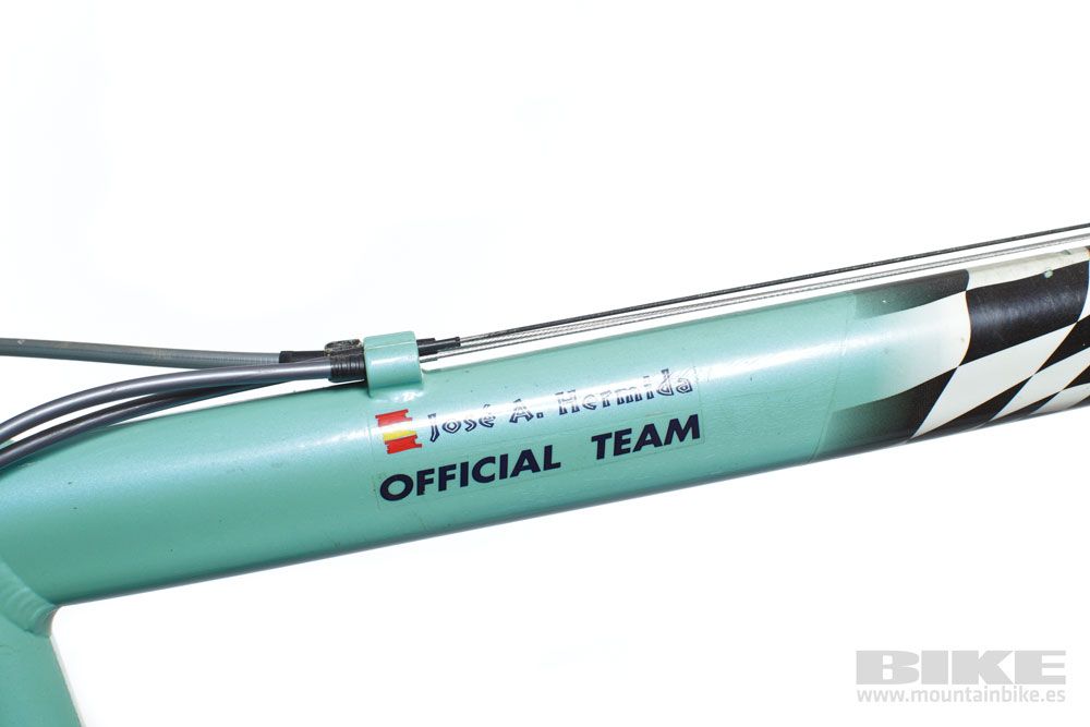 Galería Las bicis de Hermida: Bianchi Replica Team 2002