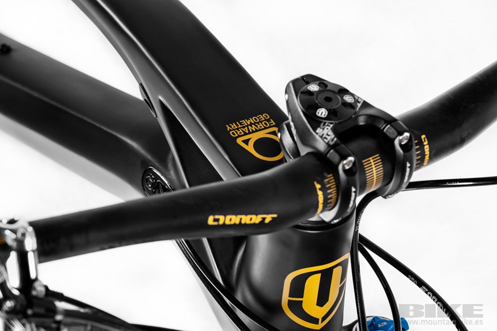 Nueva Mondraker Foxy Carbon 2014