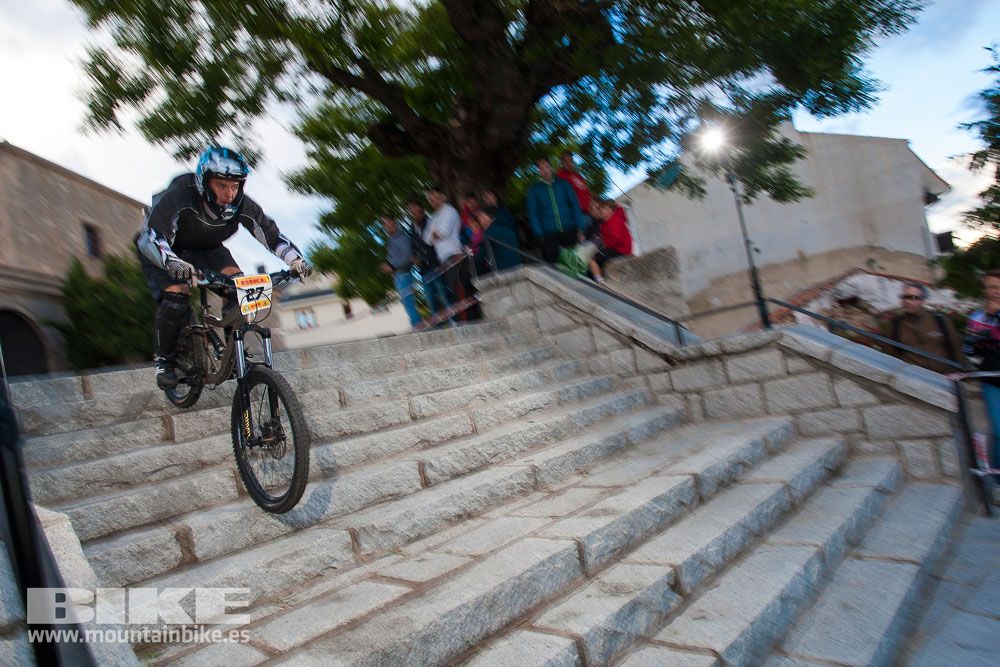 Descenso nocturno Test The Best 2014-1