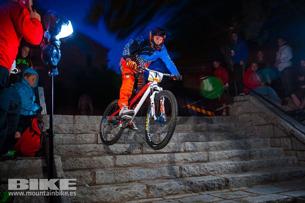 Descenso nocturno Test The Best 2014-1