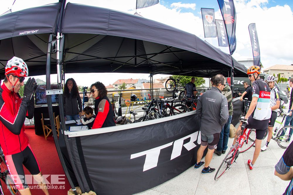 Zona Expo y exhibiciones Test The Best 2014-2