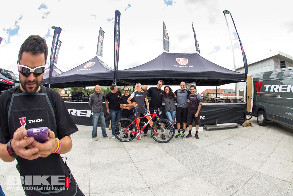 Zona Expo y exhibiciones Test The Best 2014-3