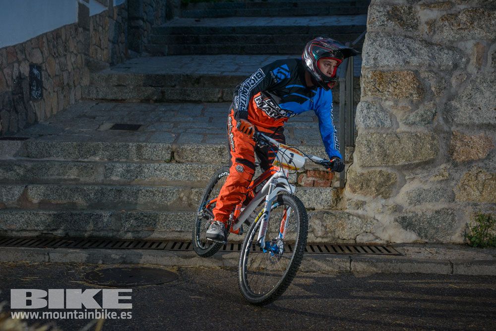 Descenso nocturno Test The Best 2014-3