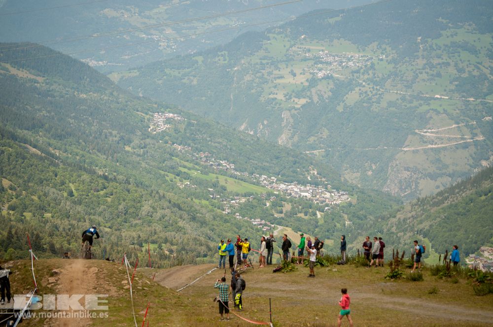 Copa del Mundo DH Meribel 2014