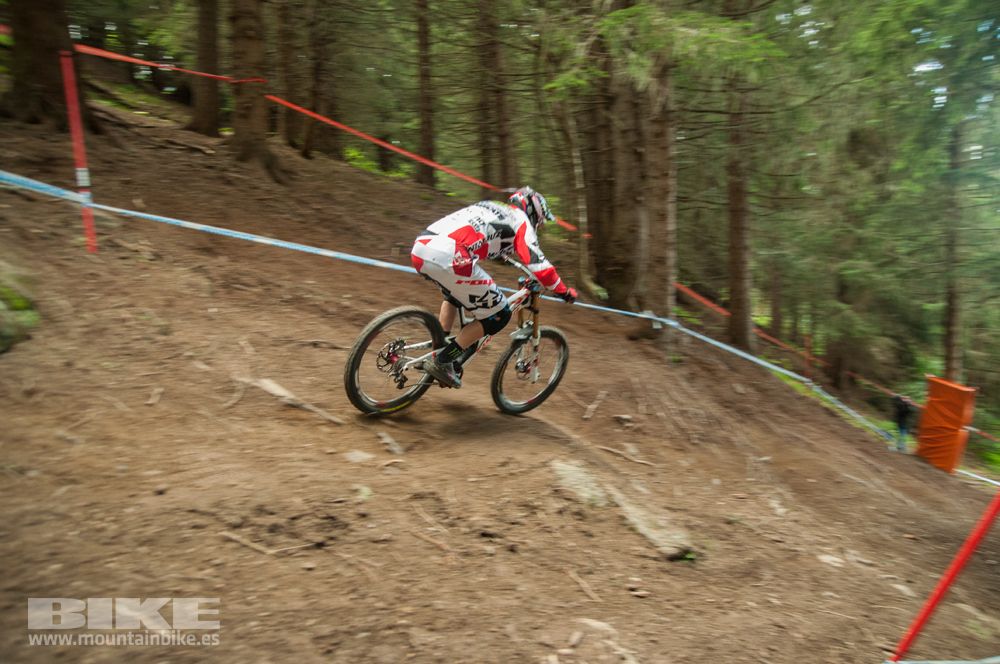 Copa del Mundo DH Meribel 2014