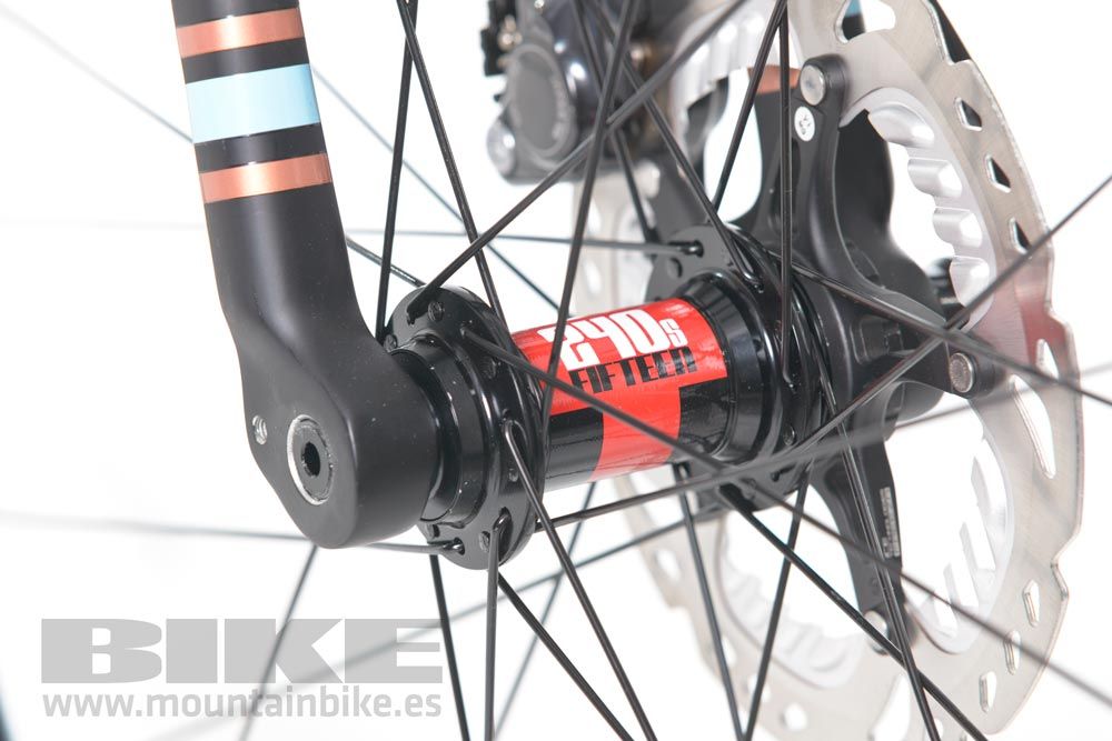GT Grade Carbon Ultegra 2015