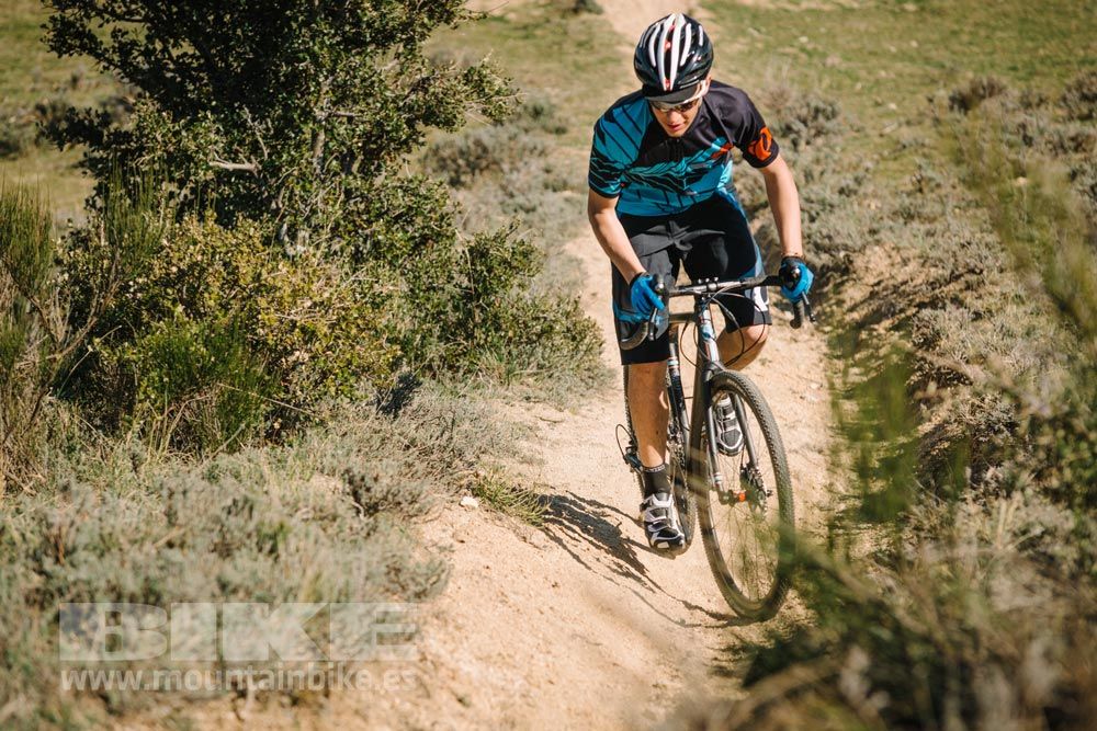 GT Grade Carbon Ultegra 2015